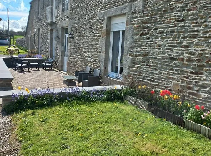 De L'aumondière Condé-sur-Noireau